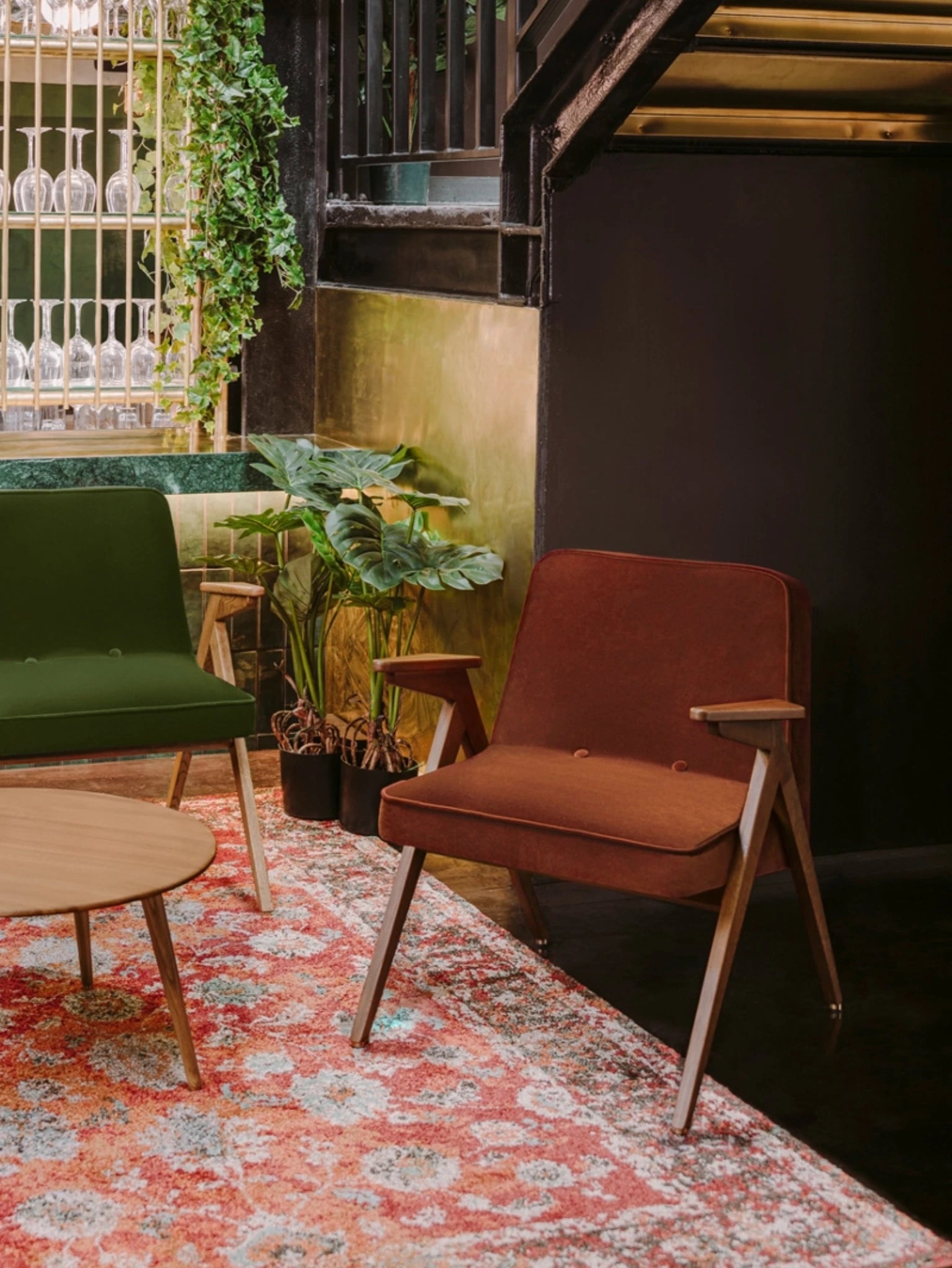 Fotel Bunny tkaninie Velvet Sierra