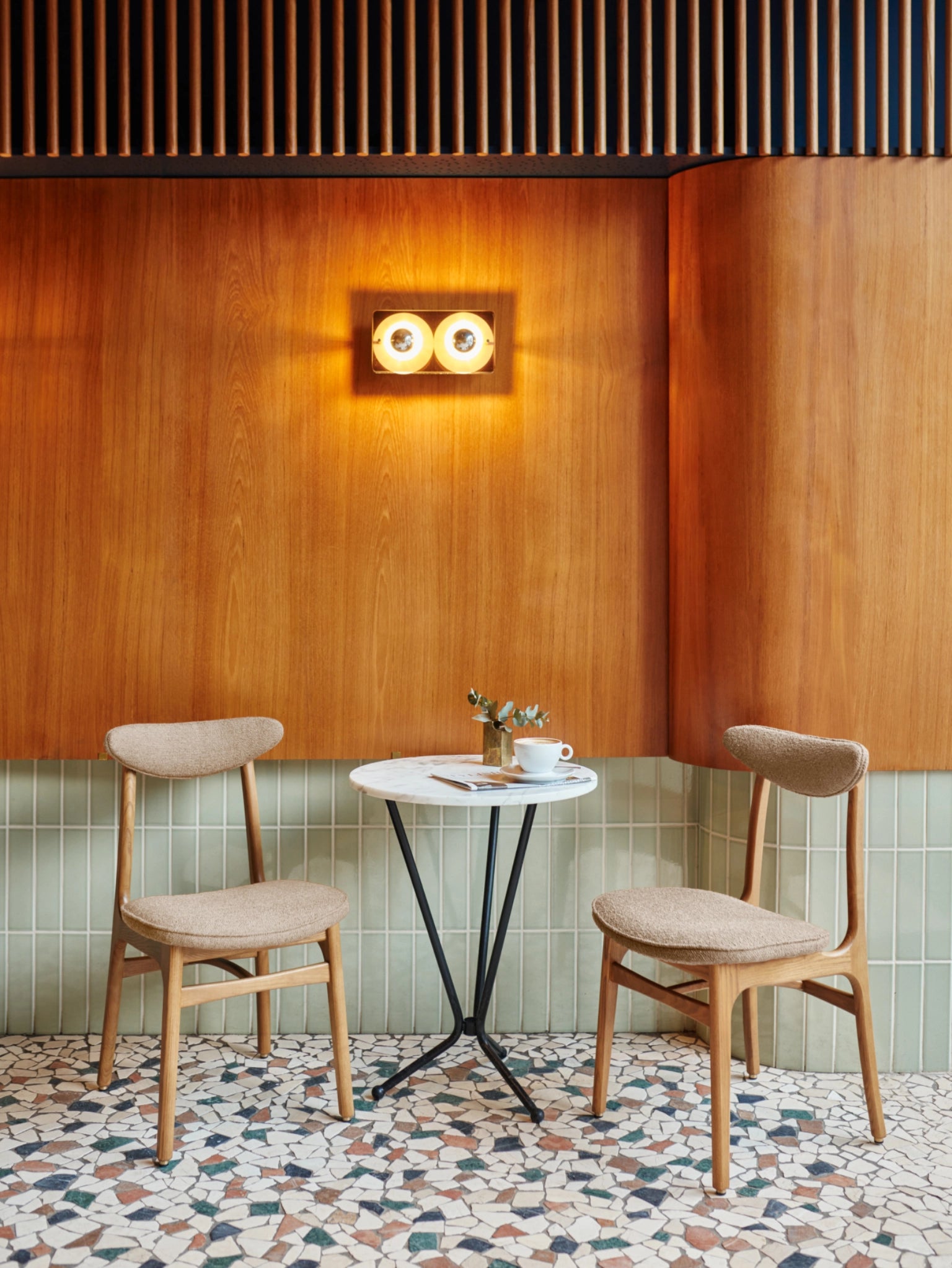 Krzesło 200-190 w tkaninie Boucle Beige