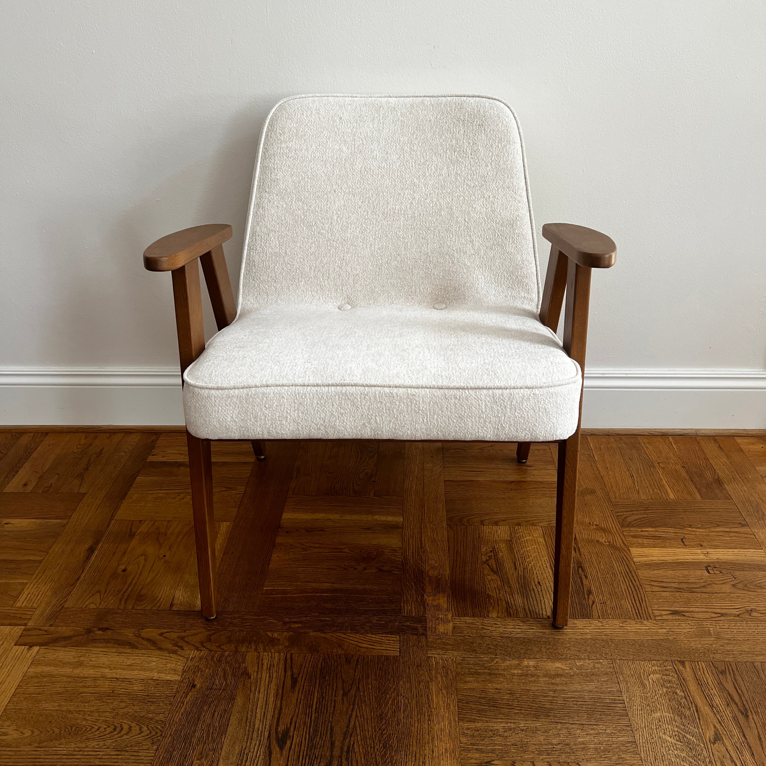 366FotelMarbleWhite03_1.jpg