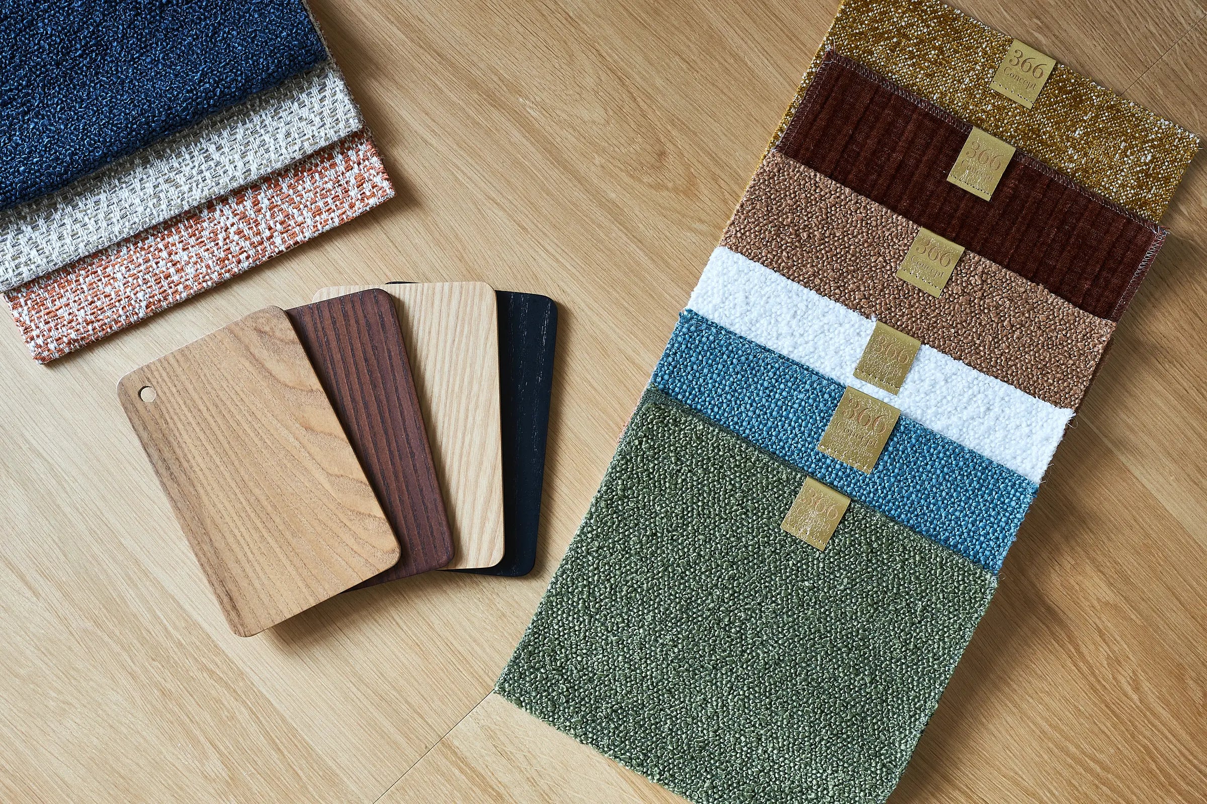 366_Concept_samples_fabrics_wood_mood.webp