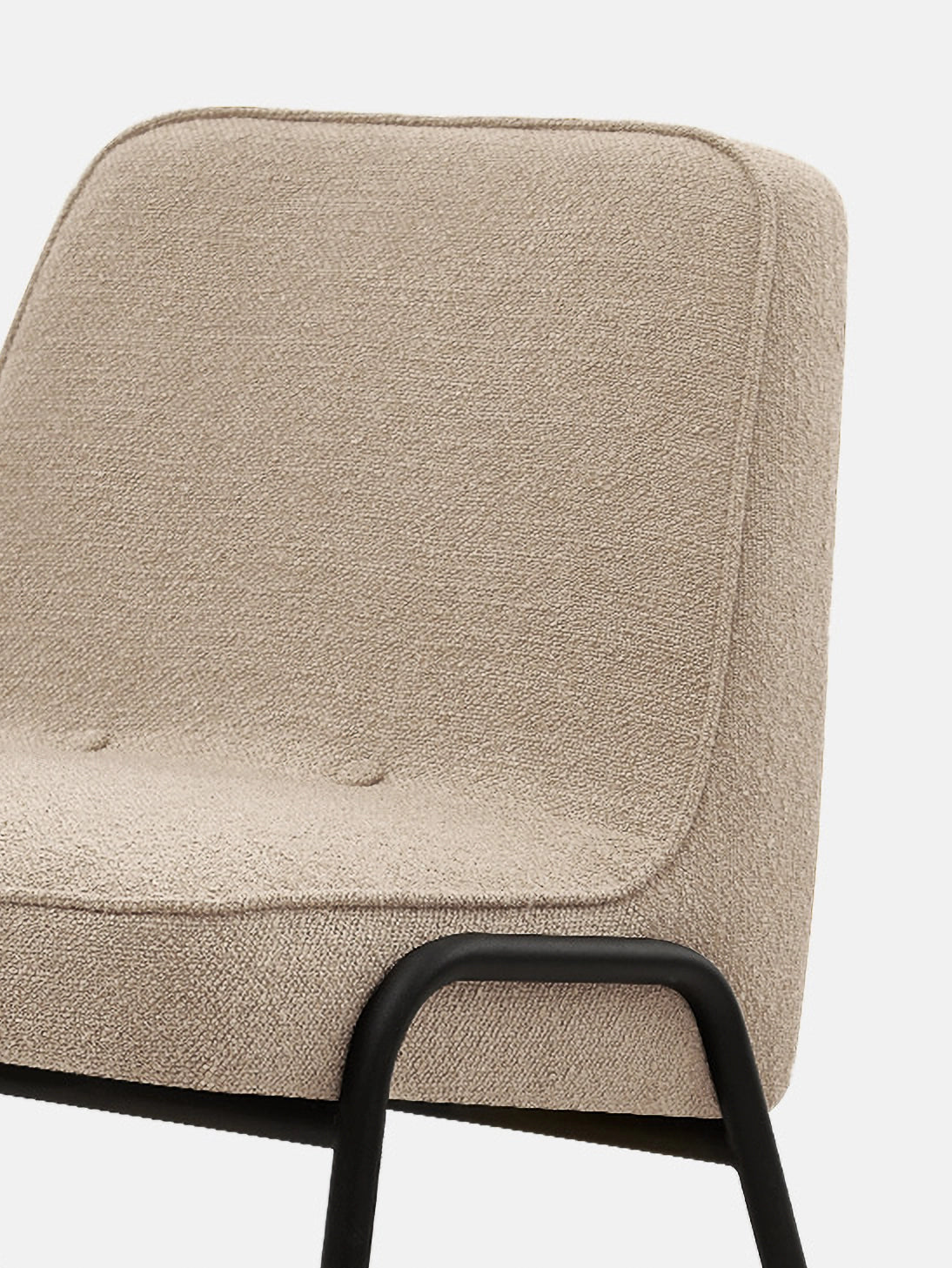 Fotel klubowy 366 Metal w tkaninie Boucle Beige