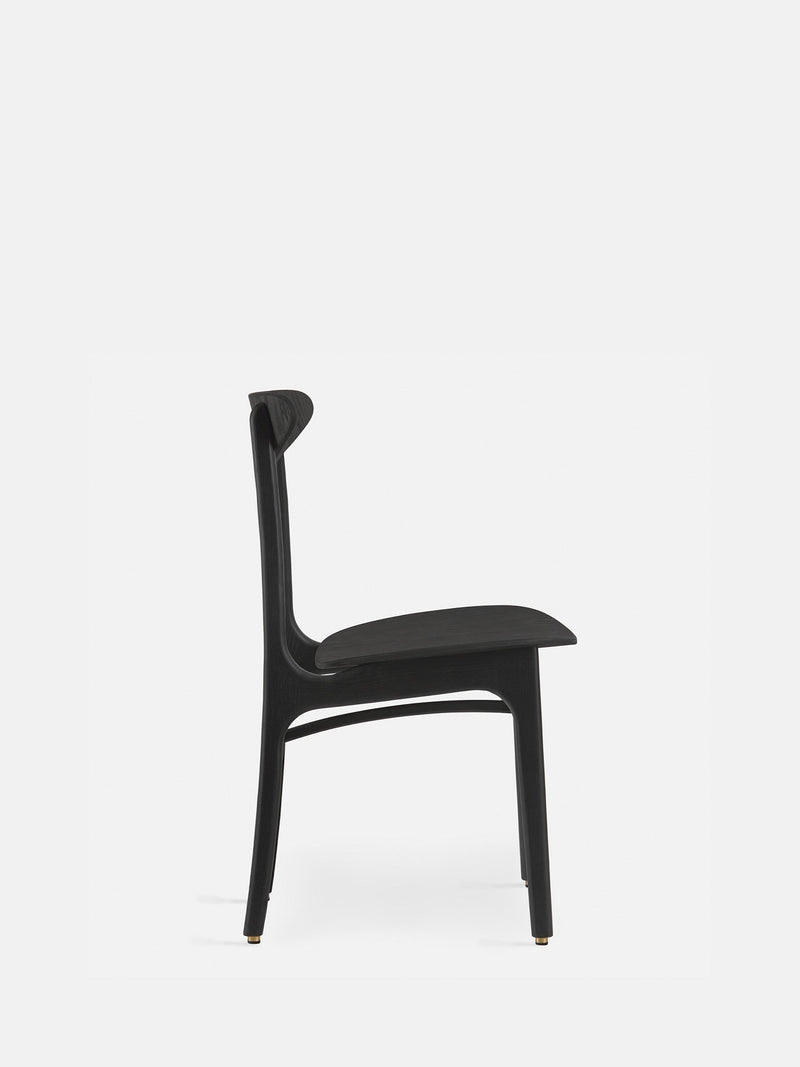 04 Black